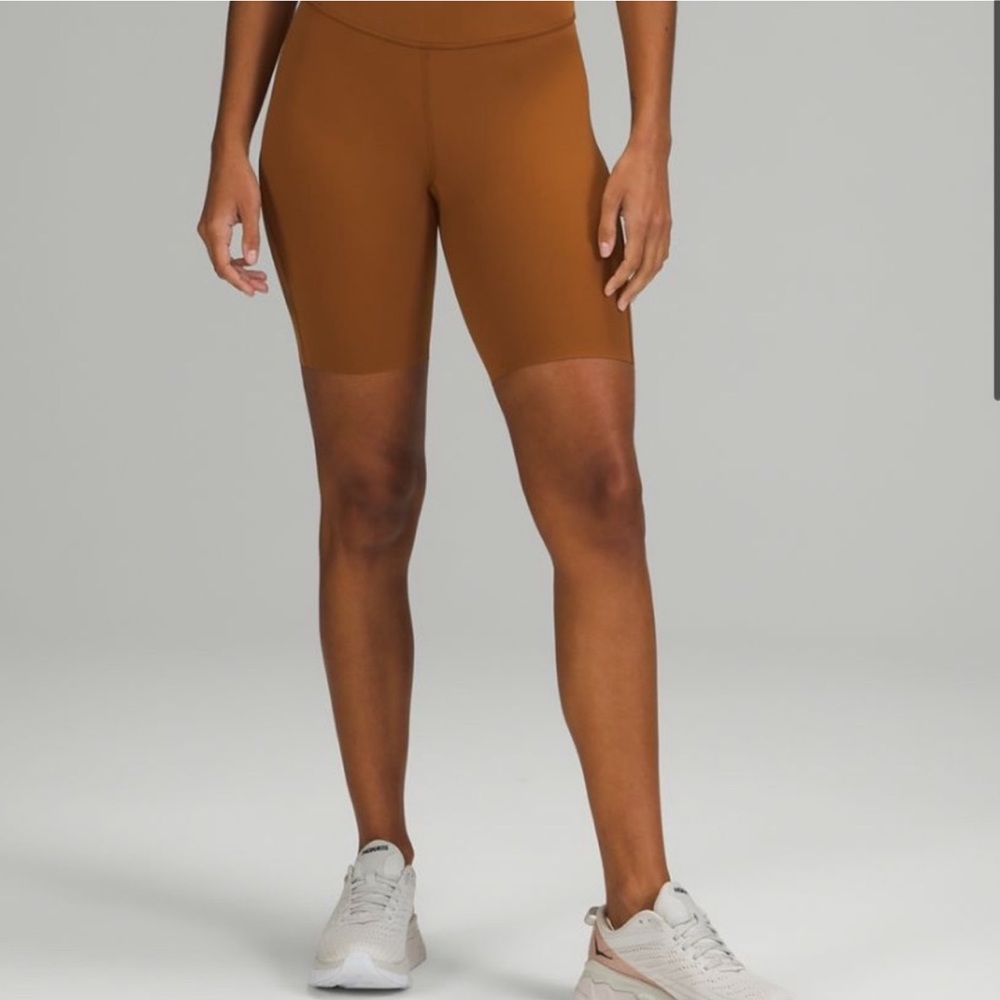 Lululemon Base Pace Short 8”
